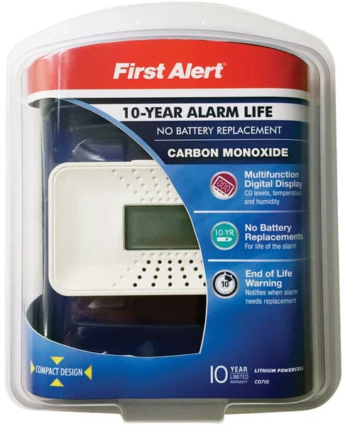 First Alert CO710 Carbon Monoxide Alarm with Digital Display White